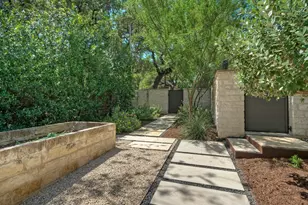 2309 S 4th St, Austin, TX 78704 - Photo 35