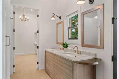 509 W Austin St, Fredericksburg, TX 78624 - Photo 19