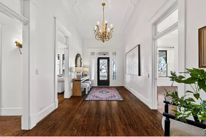 509 W Austin St, Fredericksburg, TX 78624 - Photo 7