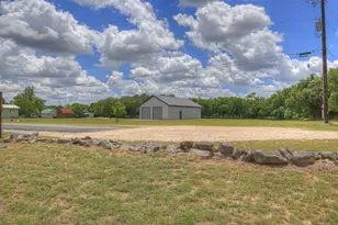1215A Democrat St, Blanco, TX 78606 - Photo 21