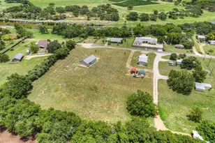 1215 Democrat St, Blanco, TX 78606 - Photo 7