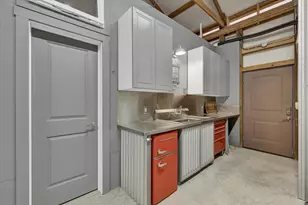 1215 Democrat St, Blanco, TX 78606 - Photo 15