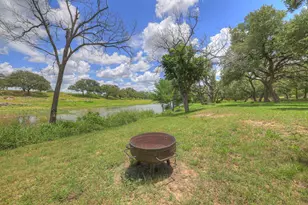 1215 Democrat St, Blanco, TX 78606 - Photo 27