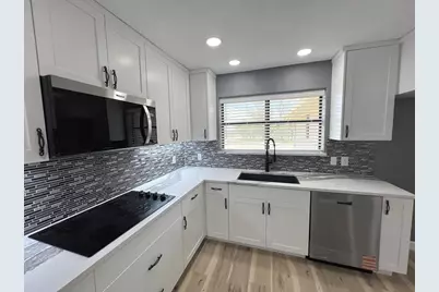 5078 Friedrich Rd, Fredericksburg, TX 78624 - Photo 7