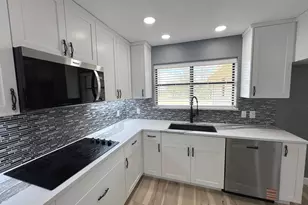 5078 Friedrich Rd, Fredericksburg, TX 78624 - Photo 7