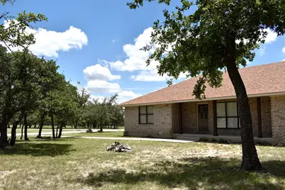 5078 Friedrich Rd, Fredericksburg, TX 78624 - Photo 3