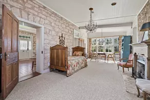 209 W San Antonio St, Fredericksburg, TX 78624 - Photo 9