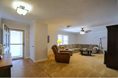 708 Mockingbird Ln, Kerrville, TX 78028 - Photo 7