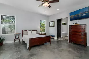 209 N Elk St, Fredericksburg, TX 78624 - Photo 15