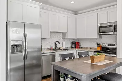 502 S Eagle St #302, Fredericksburg, TX 78624 - Photo 9