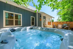 502 S Eagle St, Fredericksburg, TX 78624 - Photo 19