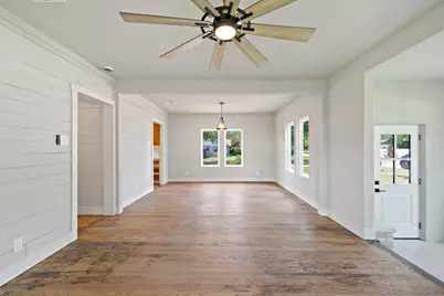 328 Loring St, Stonewall, TX 78671 - Photo 5