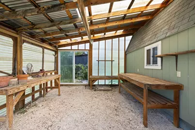 328 Loring St, Stonewall, TX 78671 - Photo 17