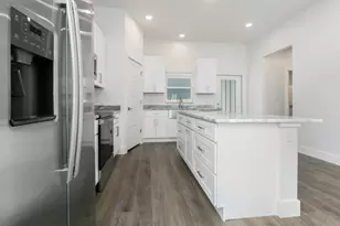 713 Wedgewood Ln, Fredericksburg, TX 78624 - Photo 19