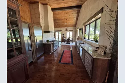 772 Luckenbach Rd, Fredericksburg, TX 78624 - Photo 17