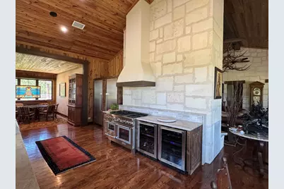 772 Luckenbach Rd, Fredericksburg, TX 78624 - Photo 21