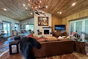 772 Luckenbach Rd, Fredericksburg, TX 78624 - Photo 7