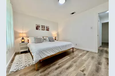 902 E Highway St, Fredericksburg, TX 78624 - Photo 5