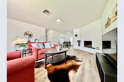 902 E Highway St, Fredericksburg, TX 78624 - Photo 3