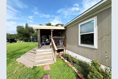 138 N Third St, Harper, TX 78631 - Photo 1