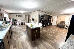 138 N Third St, Harper, TX 78631 - Photo 9