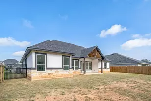 701 Grace Ln, Fredericksburg, TX 78624 - Photo 31