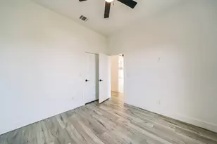 701 Grace Ln, Fredericksburg, TX 78624 - Photo 21