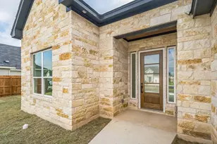 701 Grace Ln, Fredericksburg, TX 78624 - Photo 5