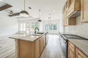 701 Grace Ln, Fredericksburg, TX 78624 - Photo 3