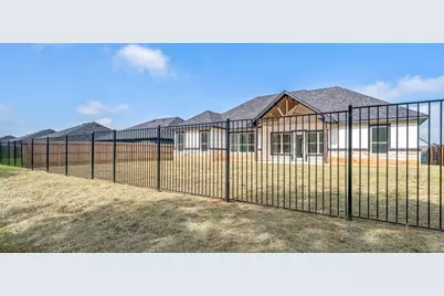 701 Grace Ln, Fredericksburg, TX 78624 - Photo 31