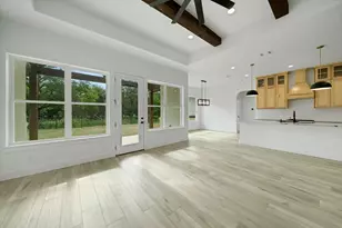 701 Grace Ln, Fredericksburg, TX 78624 - Photo 9