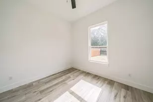 701 Grace Ln, Fredericksburg, TX 78624 - Photo 27