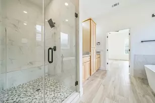 701 Grace Ln, Fredericksburg, TX 78624 - Photo 17