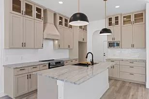 701 Grace Ln, Fredericksburg, TX 78624 - Photo 11