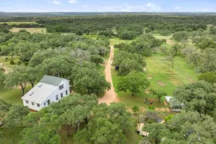 396 Ranch Rd 2721, Johnson City, TX 78636 - Photo 31