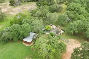 396 Ranch Rd 2721, Johnson City, TX 78636 - Photo 35