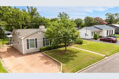 304 E Hackberry St, Fredericksburg, TX 78624 - Photo 39