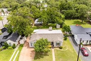 304 E Hackberry St, Fredericksburg, TX 78624 - Photo 41
