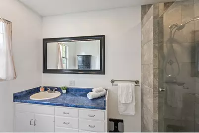 304 E Hackberry St, Fredericksburg, TX 78624 - Photo 21