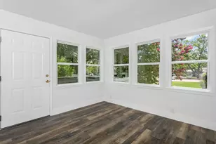 623 S Washington St, Fredericksburg, TX 78624 - Photo 7