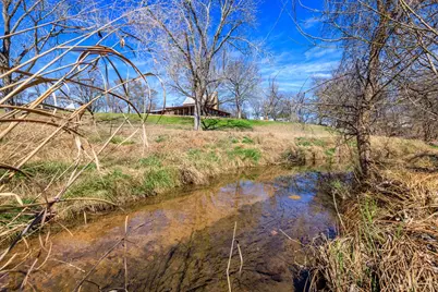 402 S Adams St, Fredericksburg, TX 78624 - Photo 11