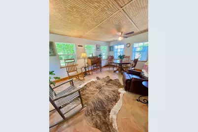 604 Flag Creek Dr, Llano, TX 78643 - Photo 9