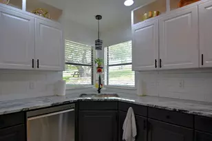 149 Holly Hill Dr, Ingram, TX 78025 - Photo 17