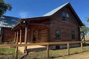 387 Schmidtzinsky Rd, Fredericksburg, TX 78624 - Photo 3