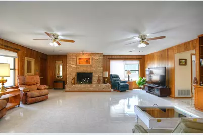 307 Westway Dr, Kerrville, TX 78028 - Photo 15