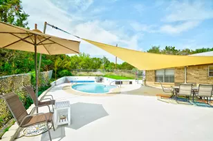 307 Westway Dr, Kerrville, TX 78028 - Photo 3