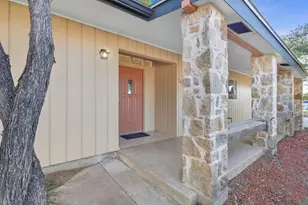 105 Hale St, Fredericksburg, TX 78624 - Photo 29