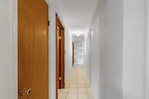 105 Hale St, Fredericksburg, TX 78624 - Photo 11