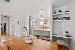 109 E Centre St, Fredericksburg, TX 78624 - Photo 9