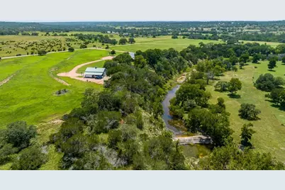810 Clear Creek Rd, Fredericksburg, TX 78624 - Photo 1